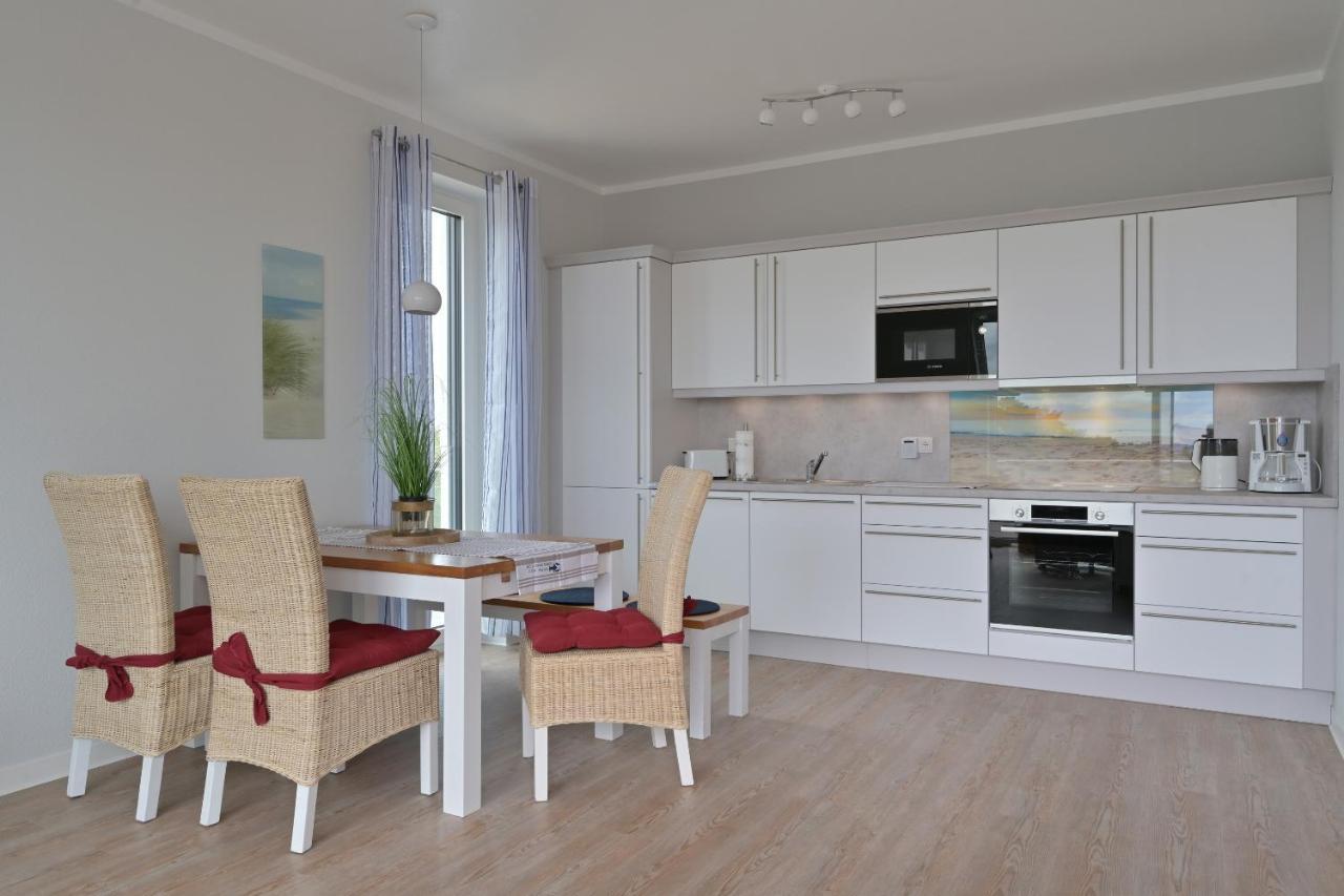 Boddenpanorama Apartment โกลเวอ ภายนอก รูปภาพ
